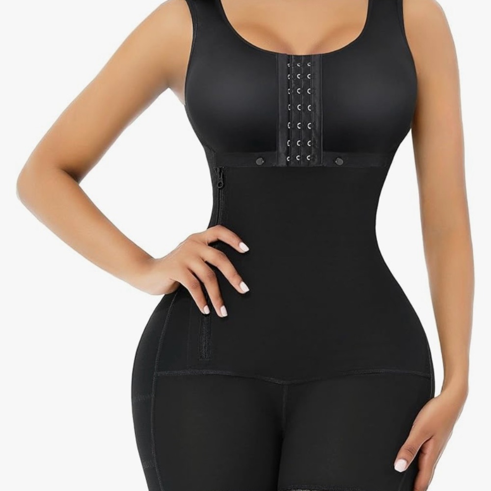 Black Seamless NWT Shapewear with Corset Detail